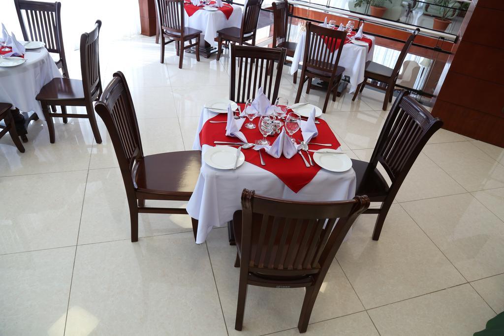 Afarensis International Hotel Адис Абеба Екстериор снимка