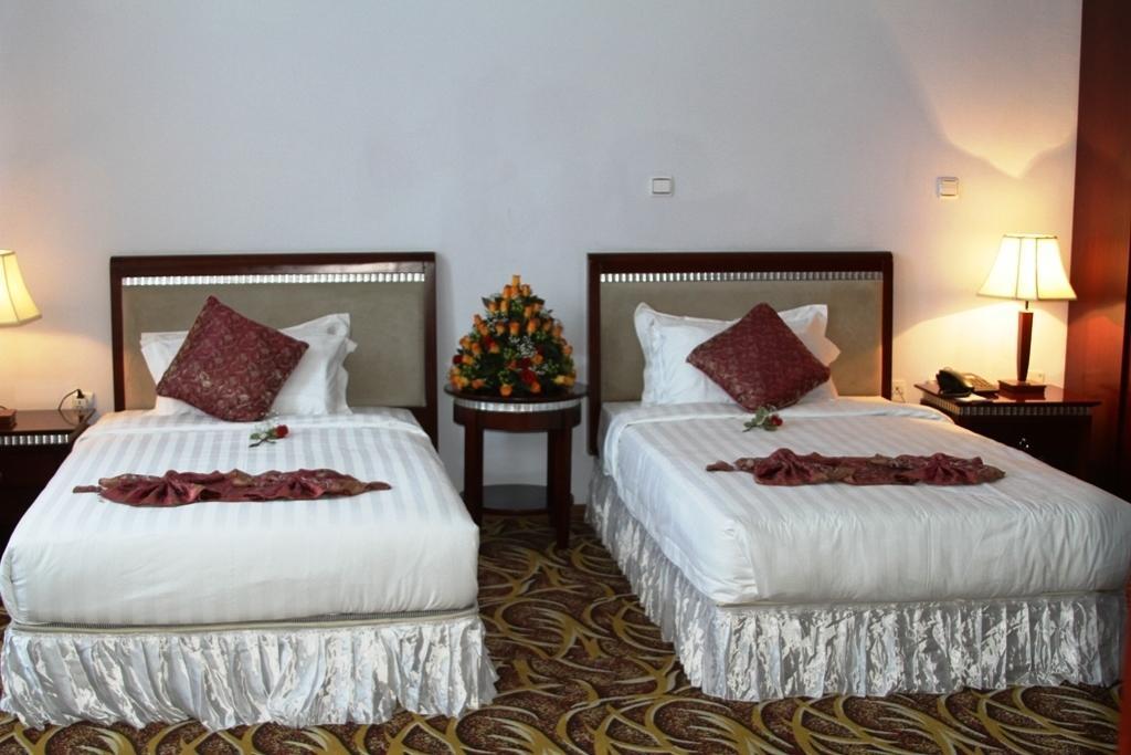 Afarensis International Hotel Адис Абеба Екстериор снимка