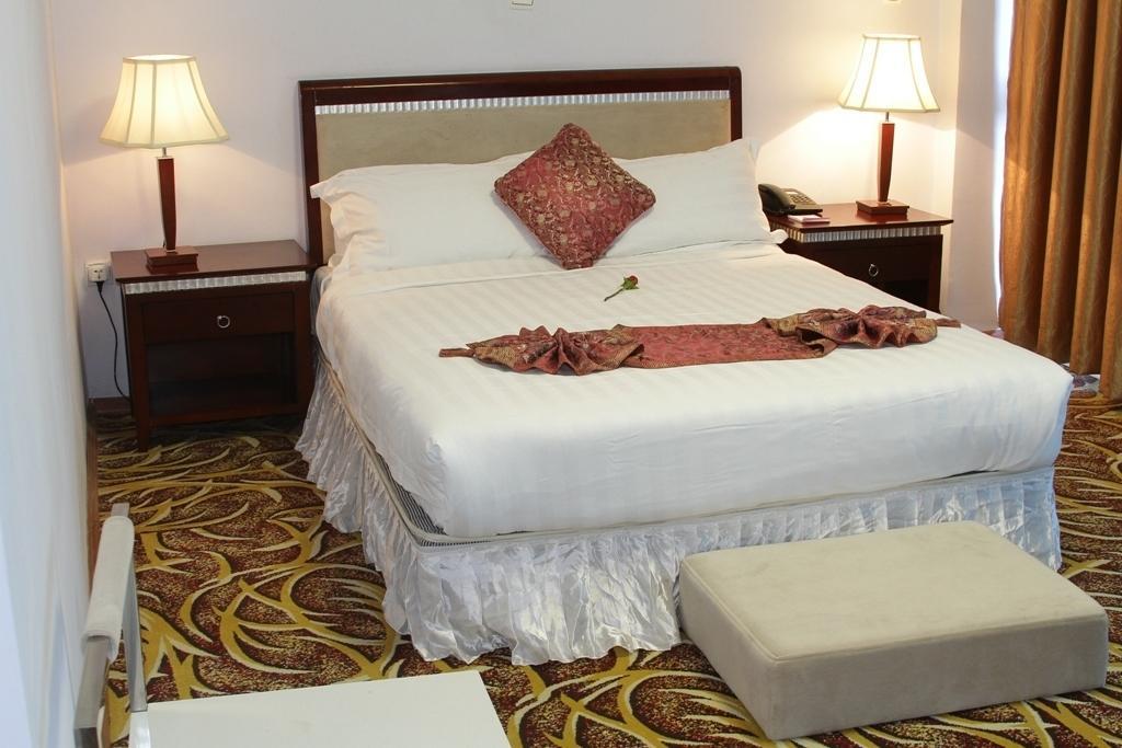 Afarensis International Hotel Адис Абеба Екстериор снимка