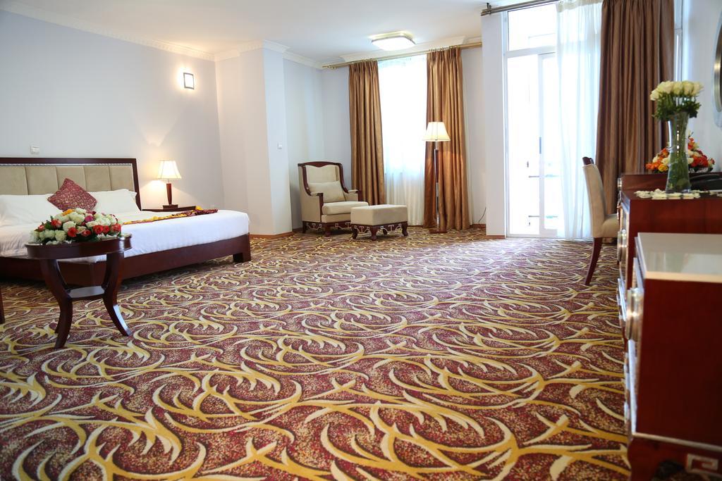 Afarensis International Hotel Адис Абеба Стая снимка