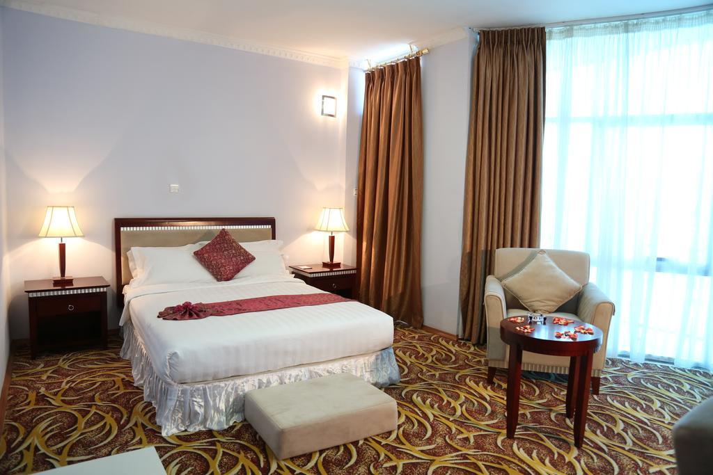 Afarensis International Hotel Адис Абеба Стая снимка