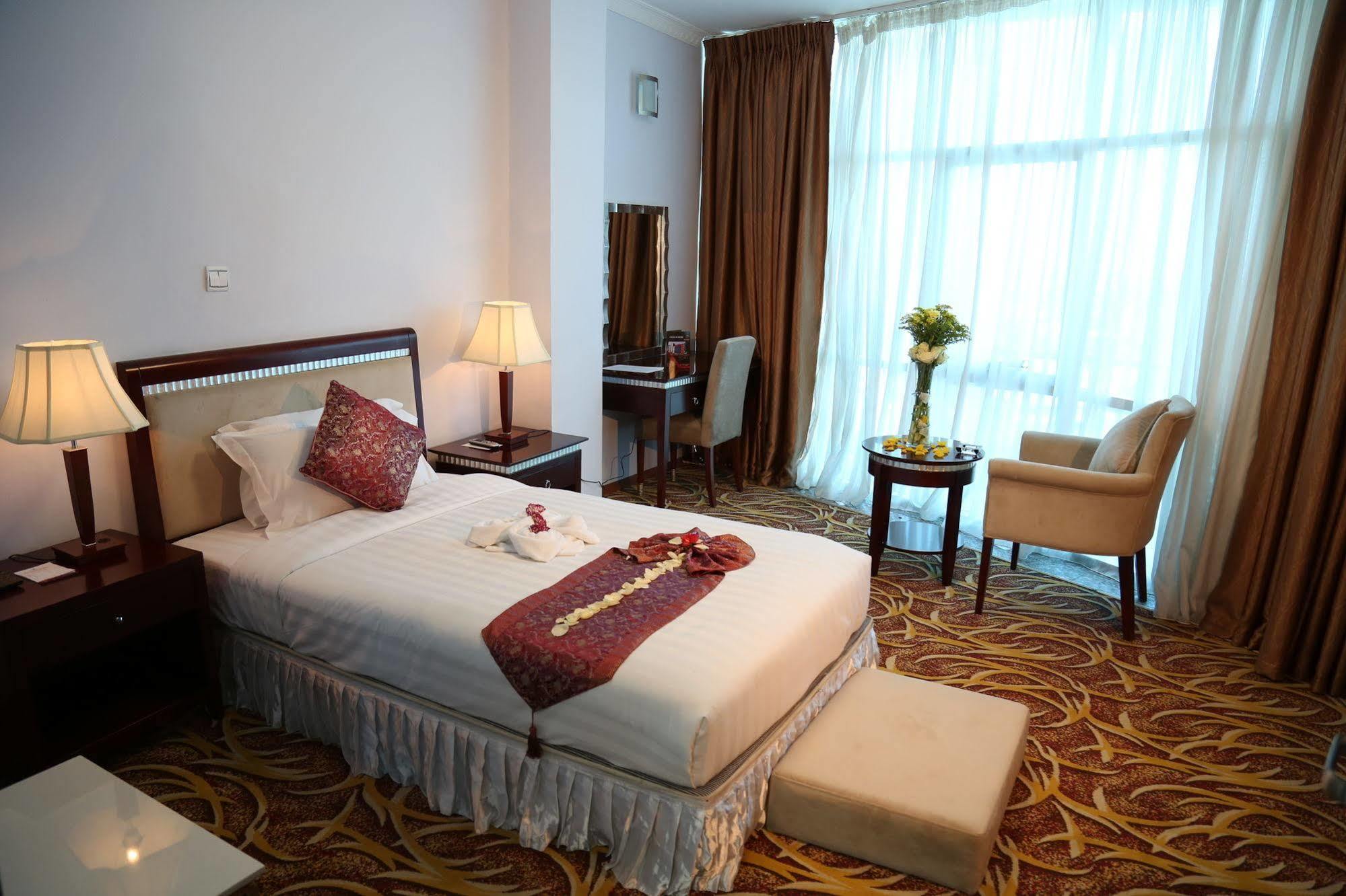 Afarensis International Hotel Адис Абеба Екстериор снимка