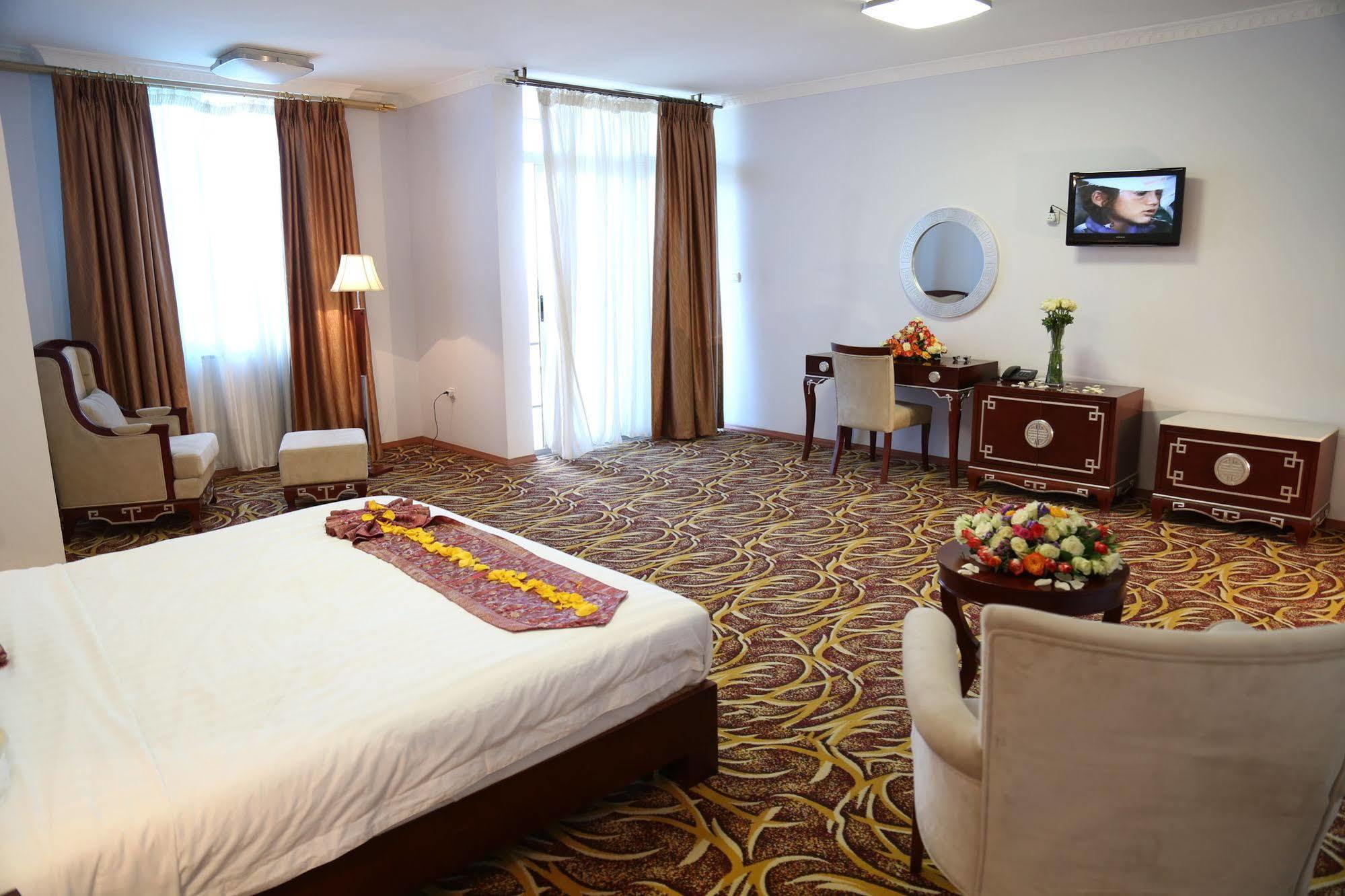 Afarensis International Hotel Адис Абеба Екстериор снимка